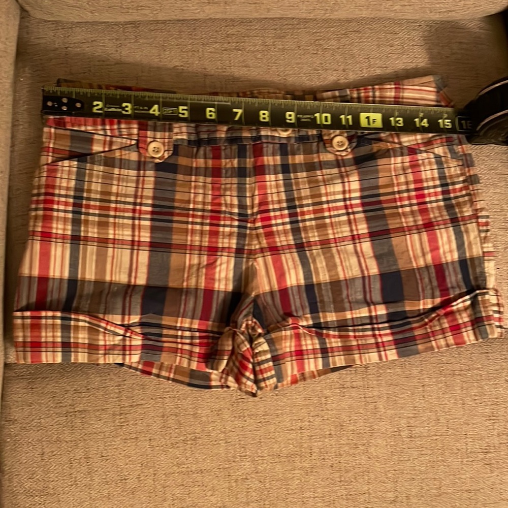 Outlooks shorts  kids size 7